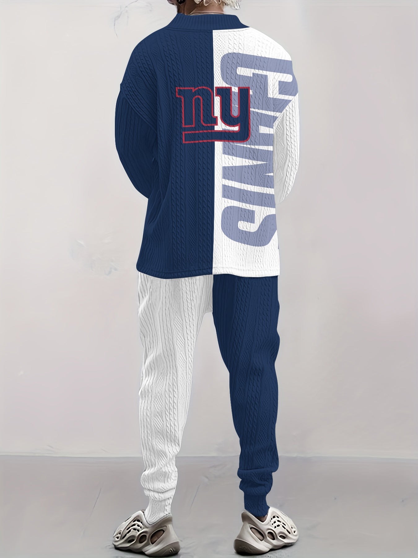 New York Giants  Classic All-Season Long Sleeve V-Neck Pullover Sweater