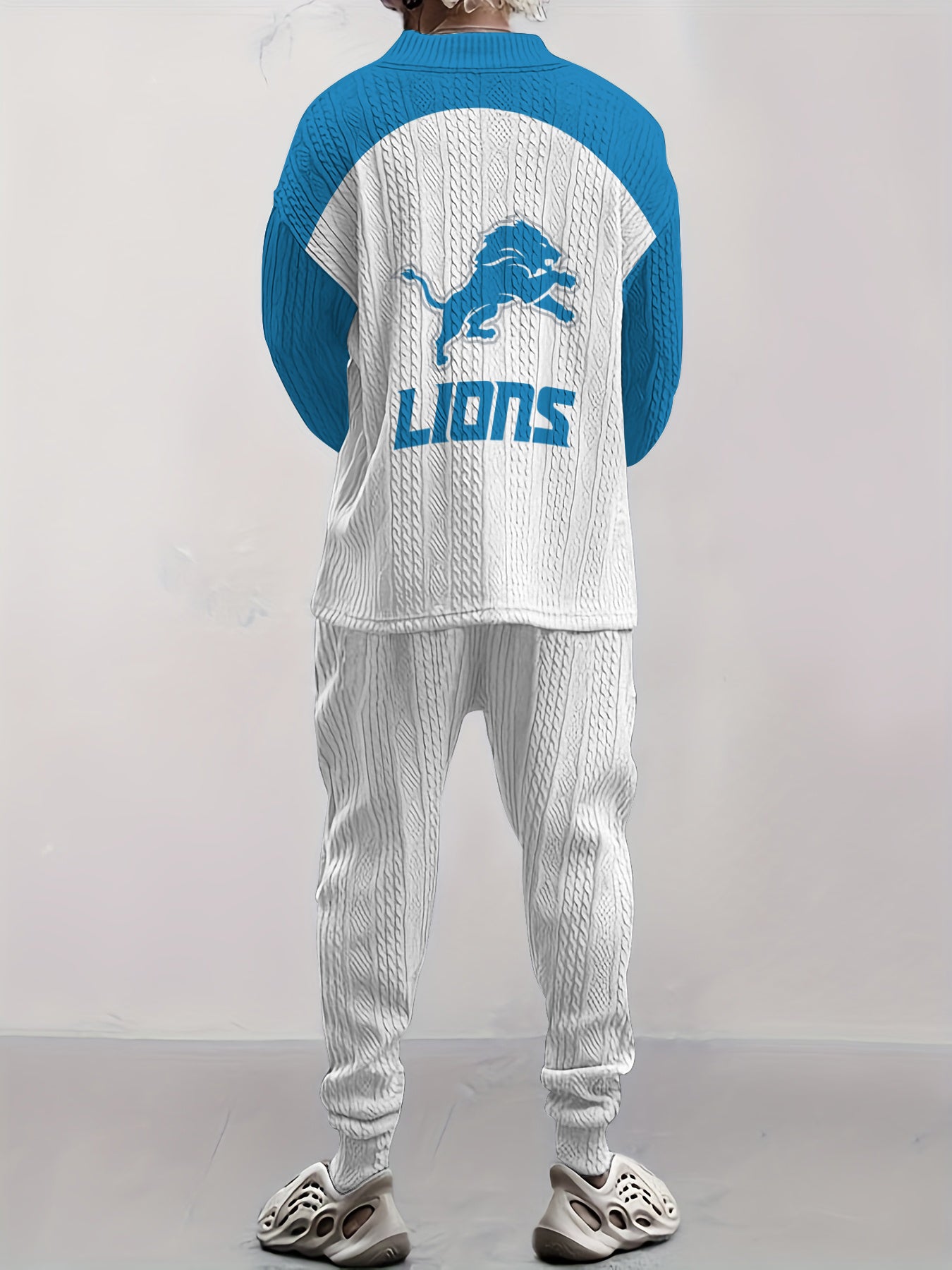 Detroit Lions Classic  All-Season Long Sleeve V-Neck Pullover Sweater