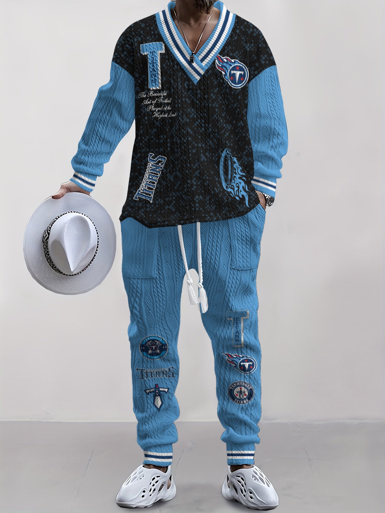 Tennessee Titans  Classic All-Season Long Sleeve V-Neck Pullover Sweater