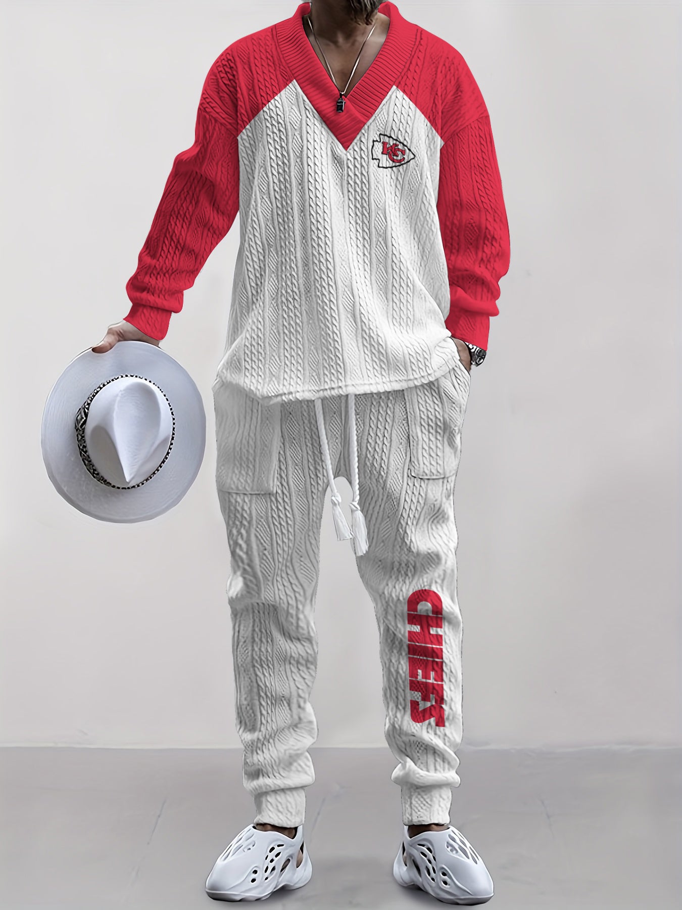 Kansas City Chiefs Classic  All-Season Long Sleeve V-Neck Pullover Sweater