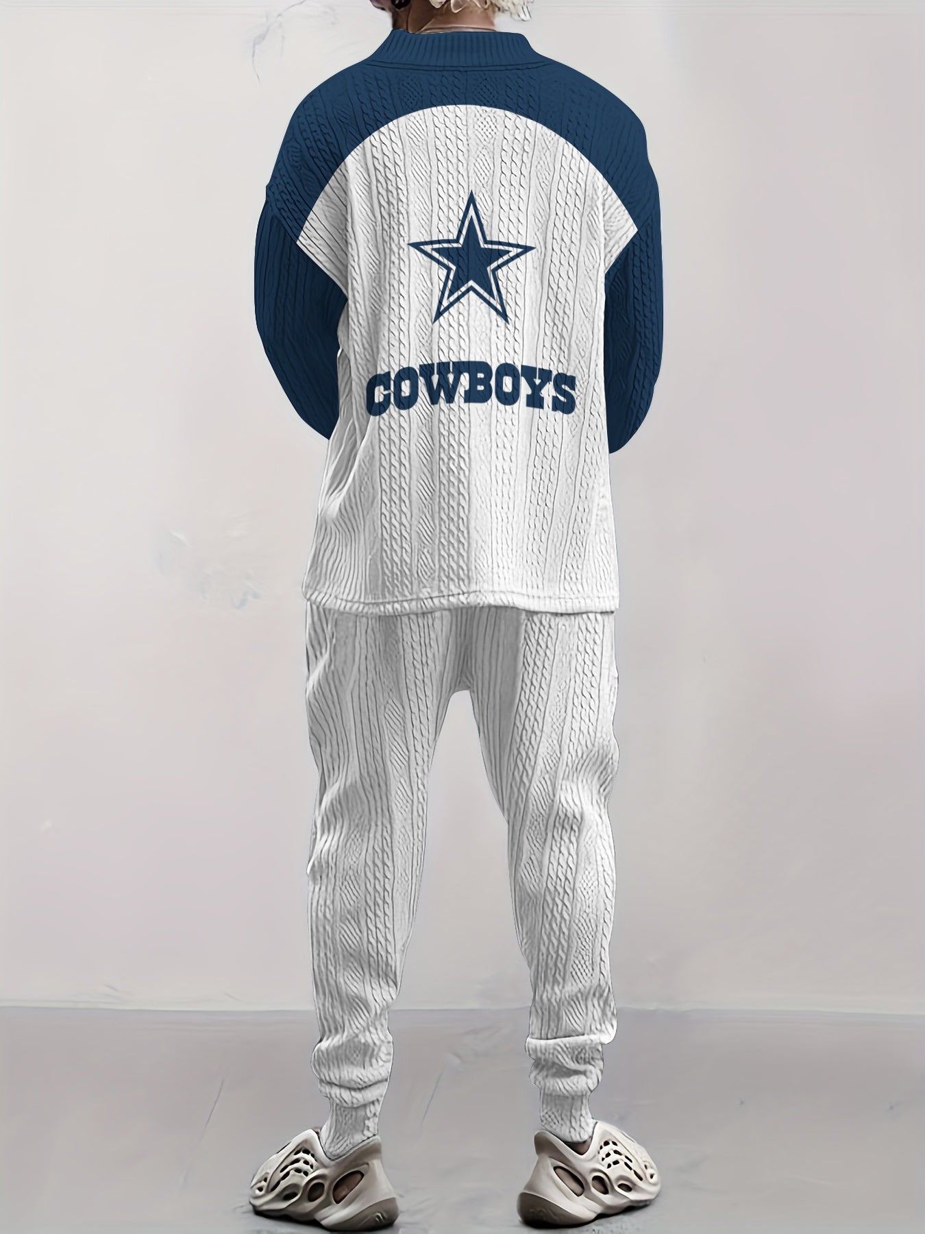 Dallas Cowboys Classic  All-Season Long Sleeve V-Neck Pullover Sweater