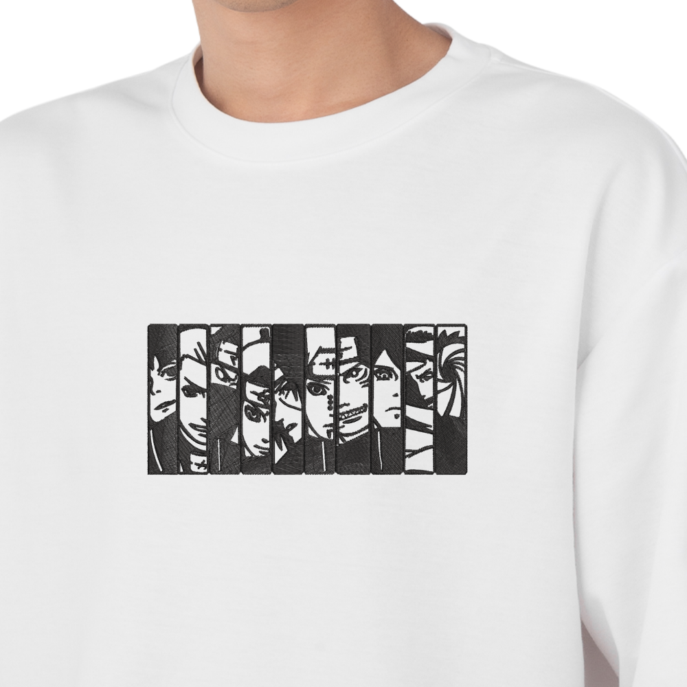 Character in Naruto embroidered T-shirt