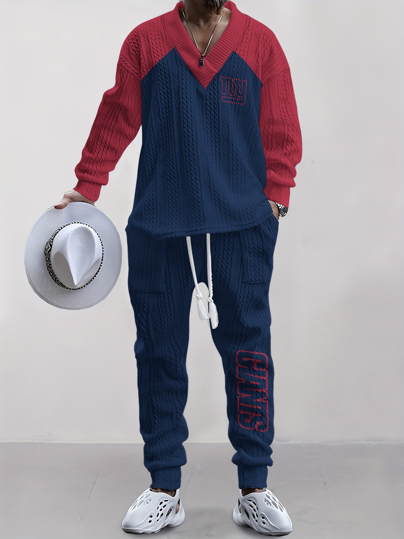 New York Giants Classic  All-Season Long Sleeve V-Neck Pullover Sweater