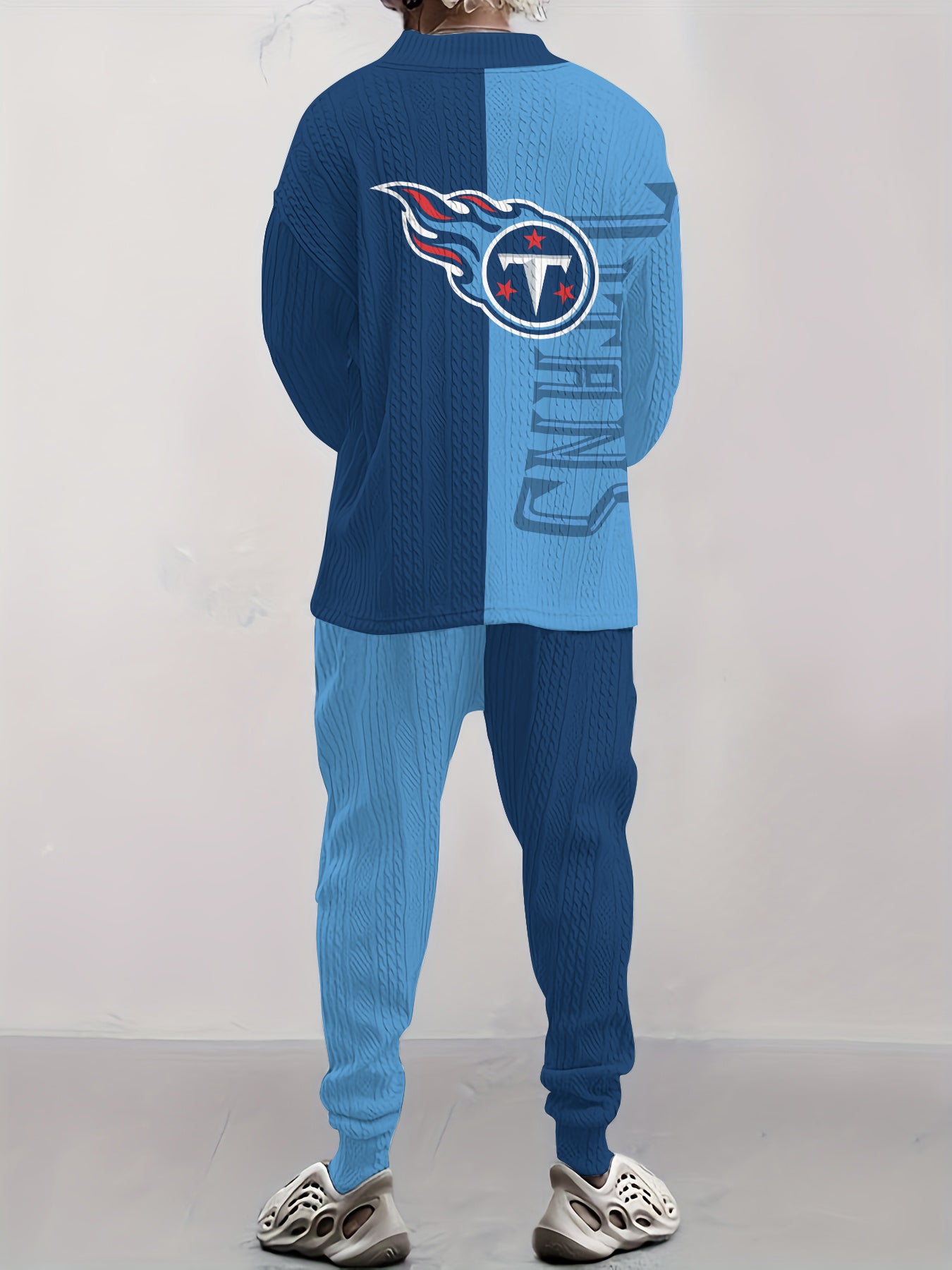 Tennessee Titans  Classic All-Season Long Sleeve V-Neck Pullover Sweater