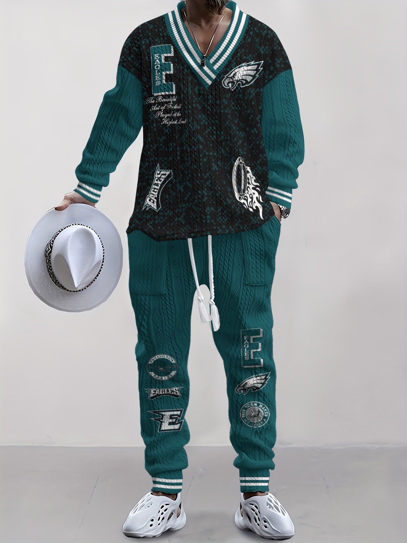 Philadelphia Eagles  Classic All-Season Long Sleeve V-Neck Pullover Sweater