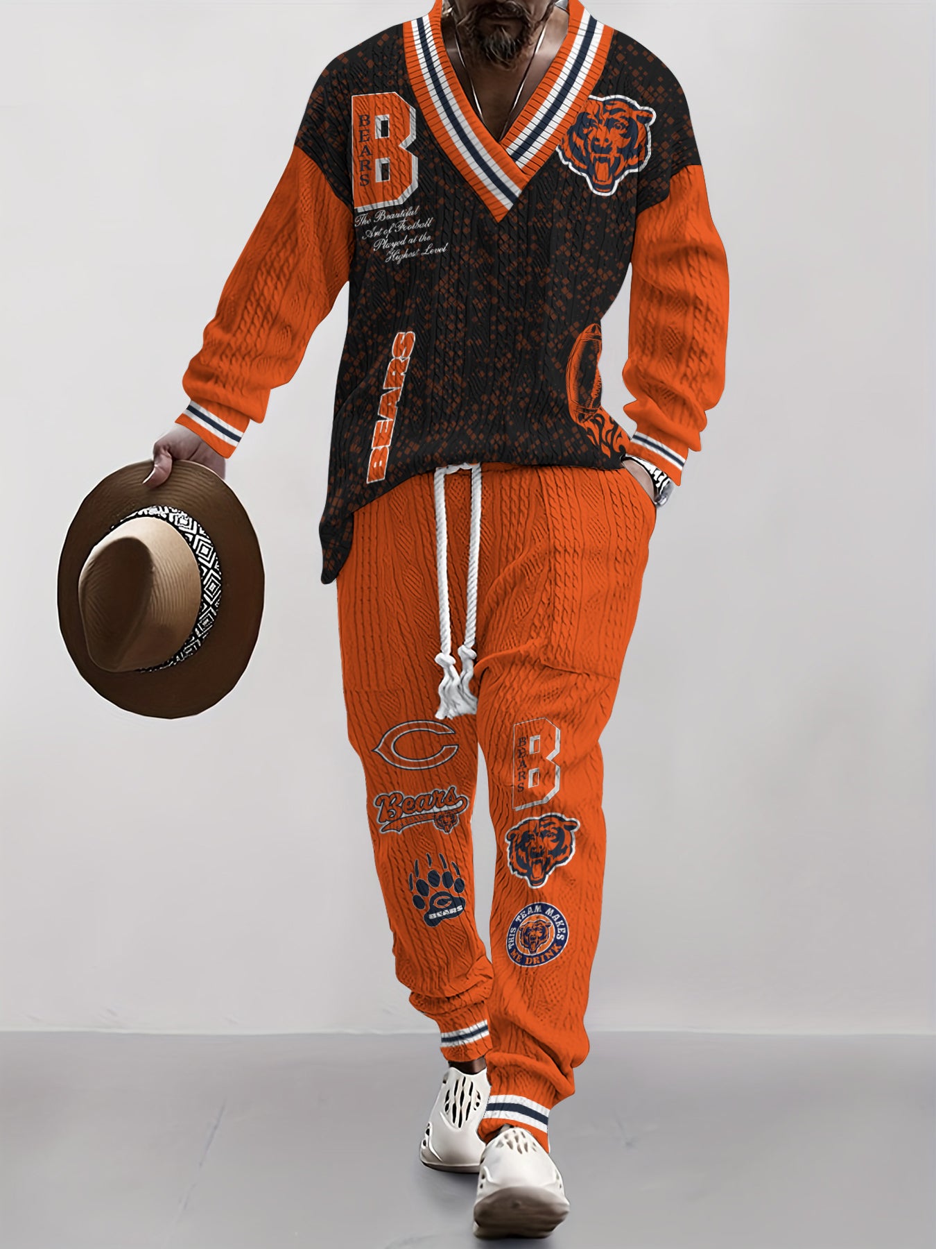 Chicago Bears  Classic All-Season Long Sleeve V-Neck Pullover Sweater