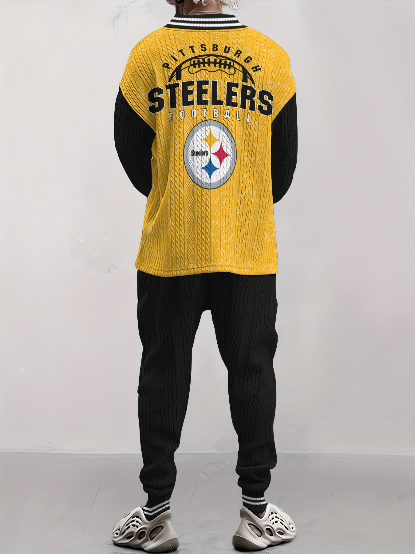 Pittsburgh Steelers  Classic All-Season Long Sleeve V-Neck Pullover Sweater
