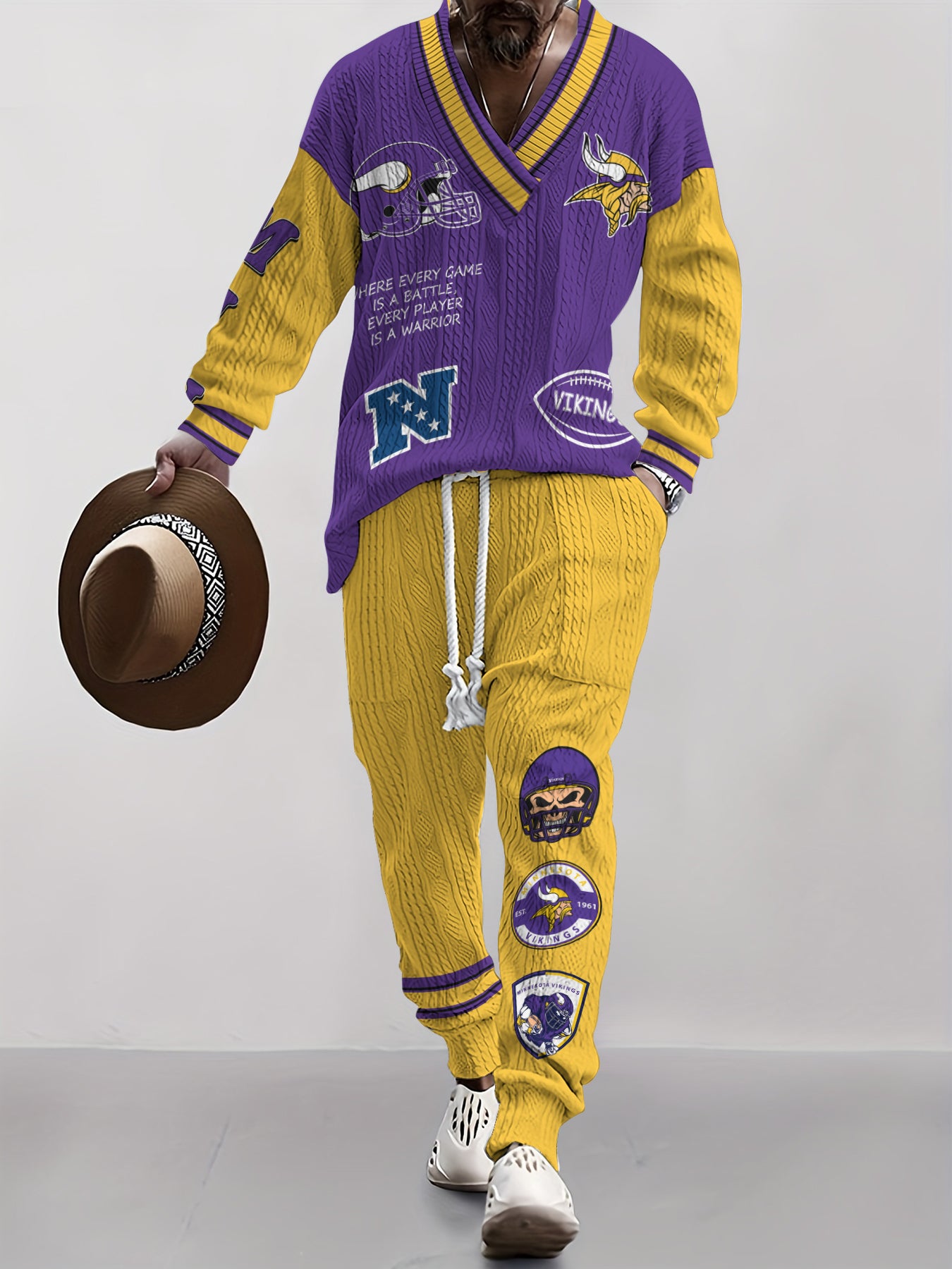 Minnesota Vikings Classic All-Season Long Sleeve V-Neck Pullover Sweater