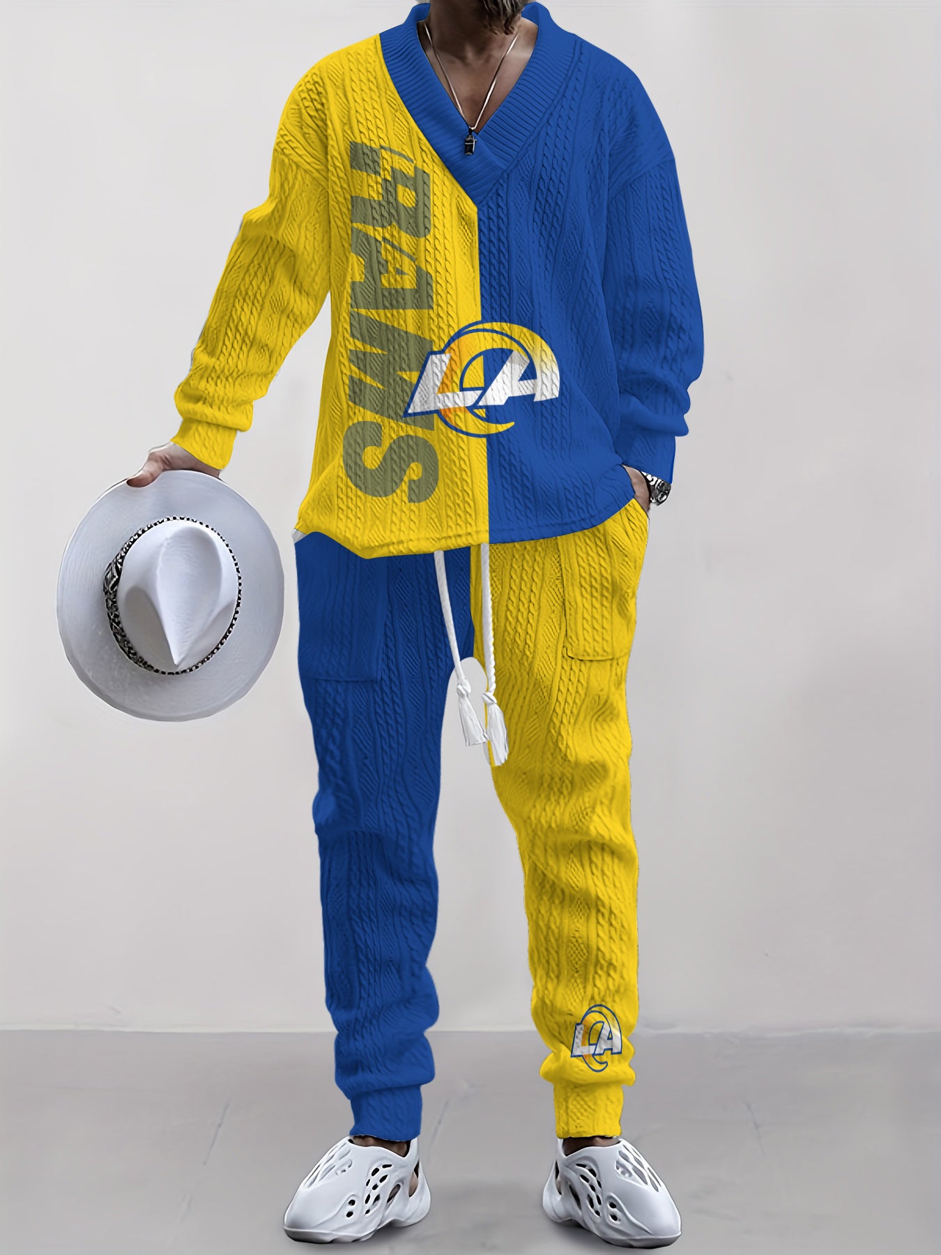 Los Angeles Rams  Classic All-Season Long Sleeve V-Neck Pullover Sweater