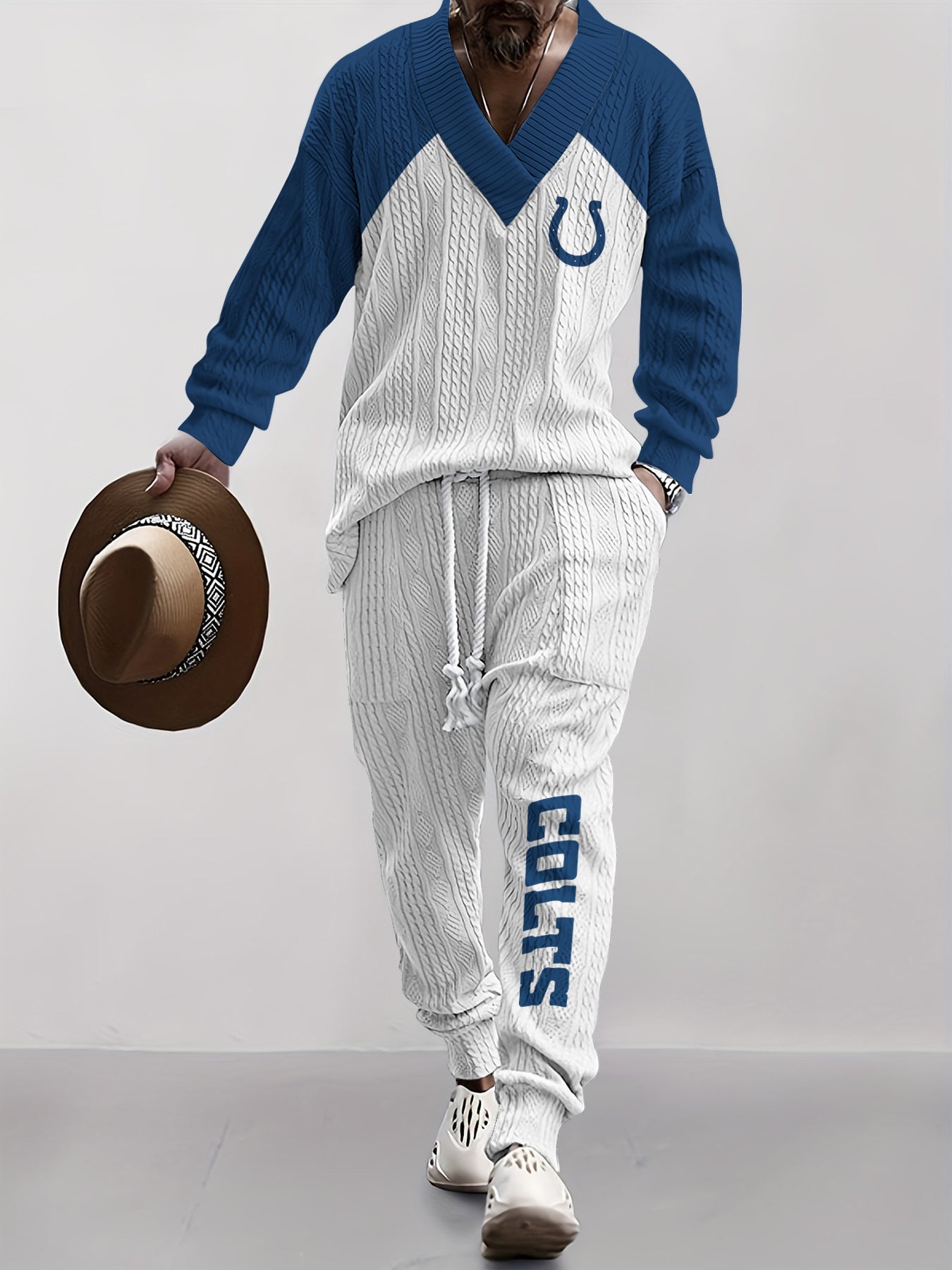Indianapolis Colts Classic  All-Season Long Sleeve V-Neck Pullover Sweater