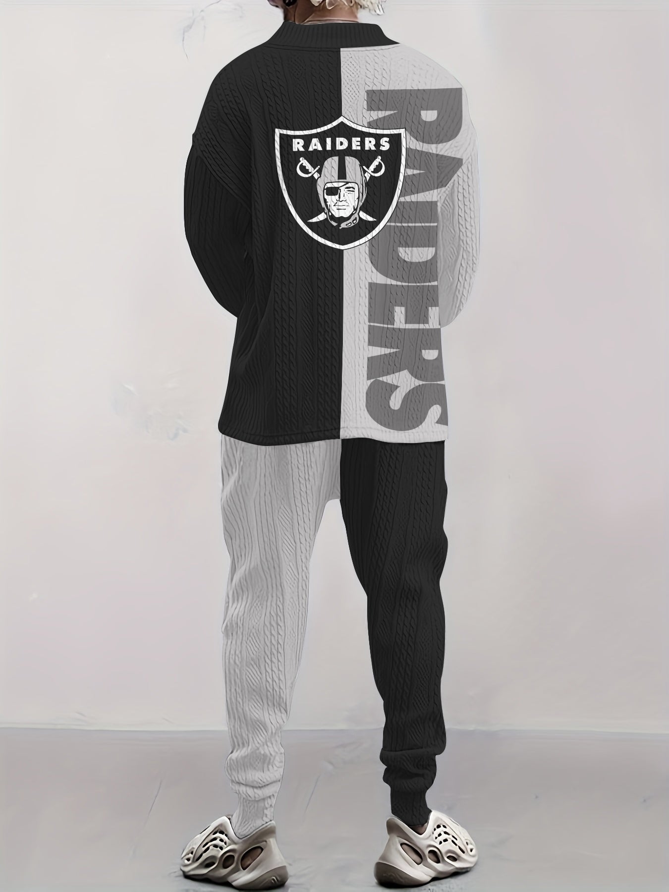 Las Vegas Raiders  Classic All-Season Long Sleeve V-Neck Pullover Sweater