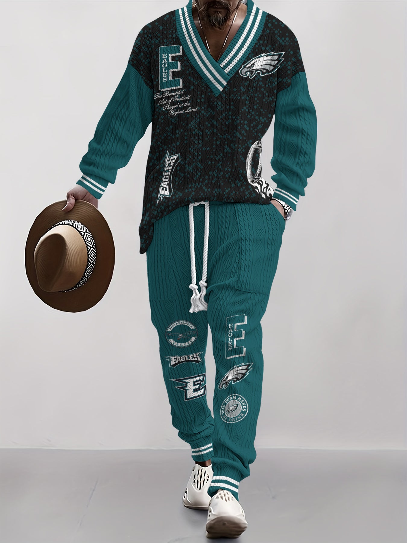 Philadelphia Eagles  Classic All-Season Long Sleeve V-Neck Pullover Sweater