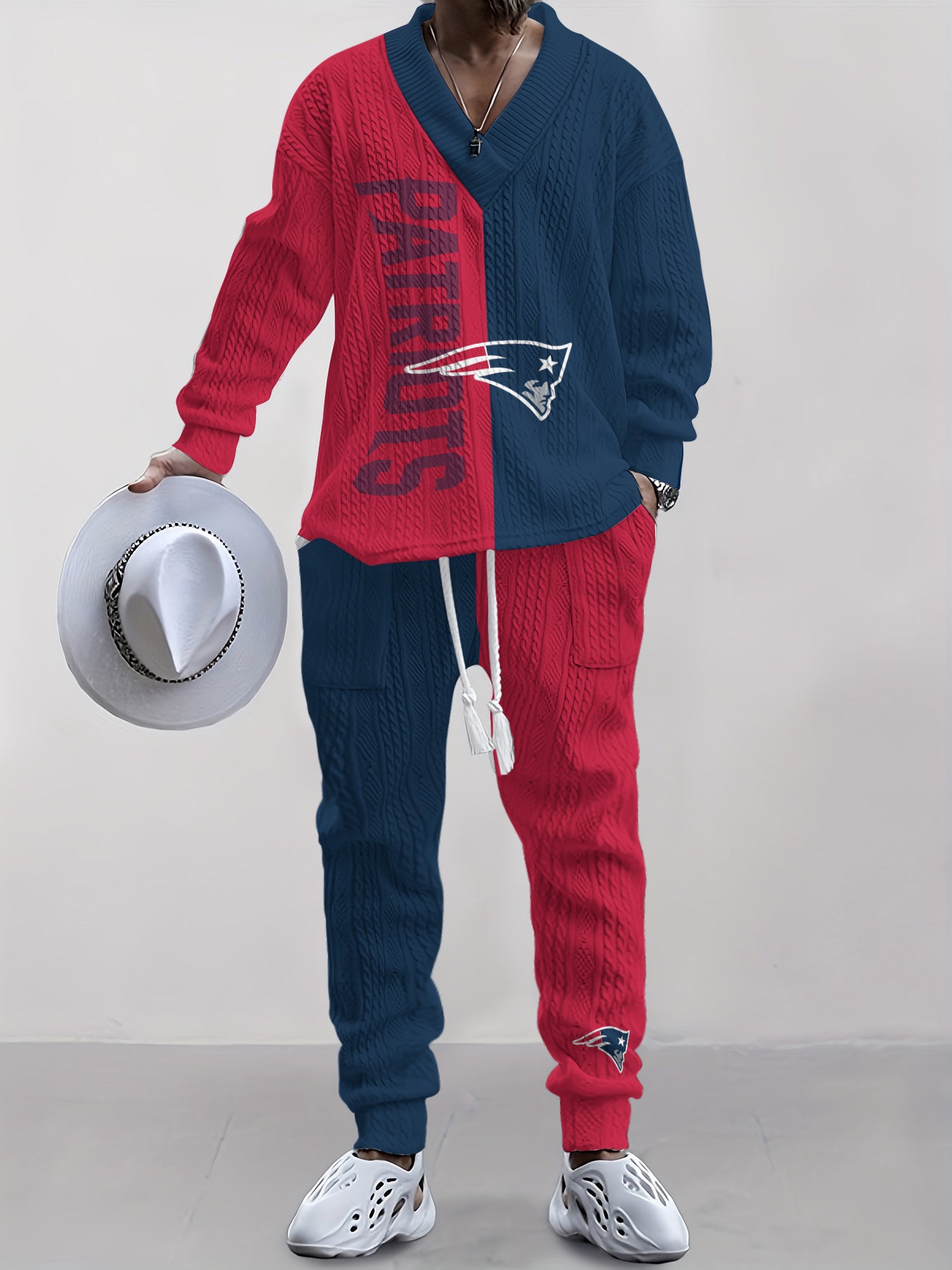 New England Patriots  Classic All-Season Long Sleeve V-Neck Pullover Sweater