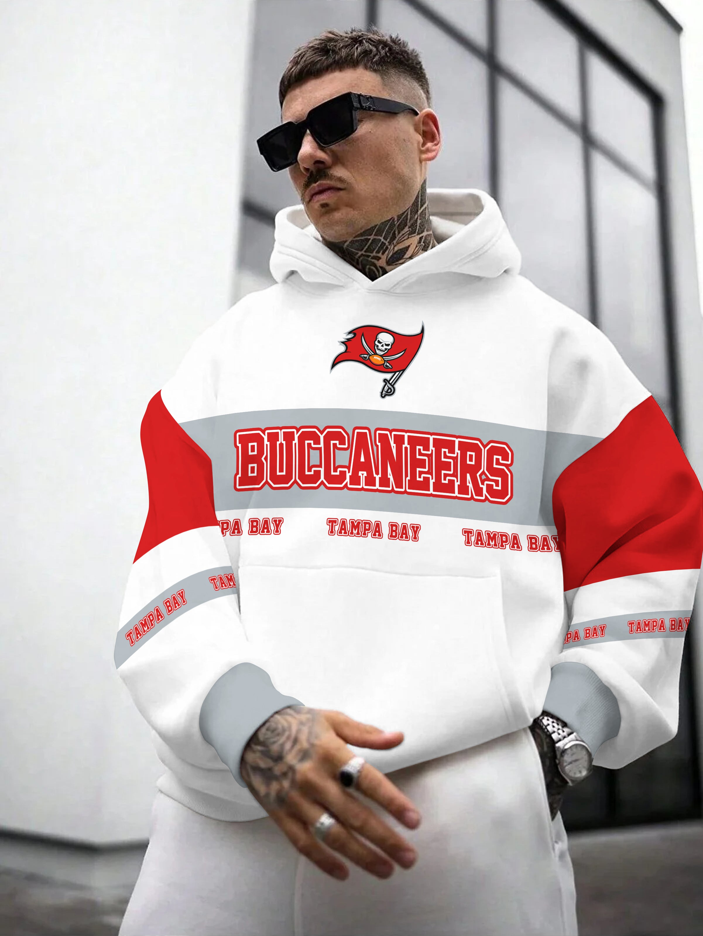 Tampa Bay Buccaneers  Printed Hooded Pocket Pullover Hoodie