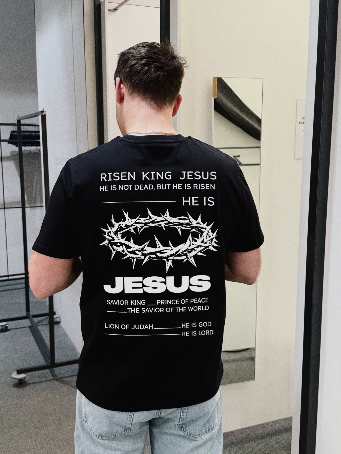 Risen King Jesus, He Is Not Dead, But He Is Risen, He Is, Jesus, Savior King, Prince Of Peace Printed Men's T-shirt