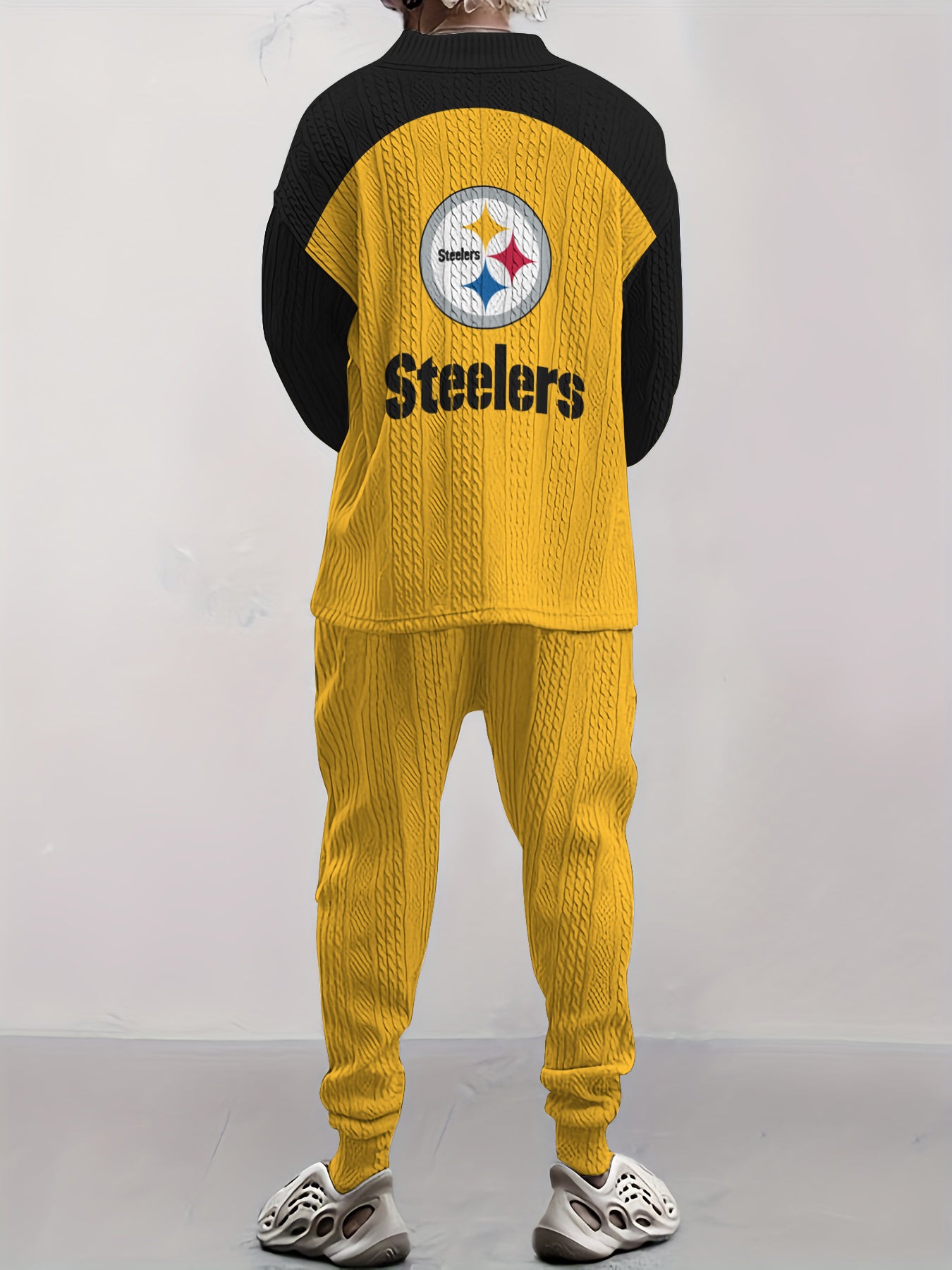 Pittsburgh Steelers Classic  All-Season Long Sleeve V-Neck Pullover Sweater